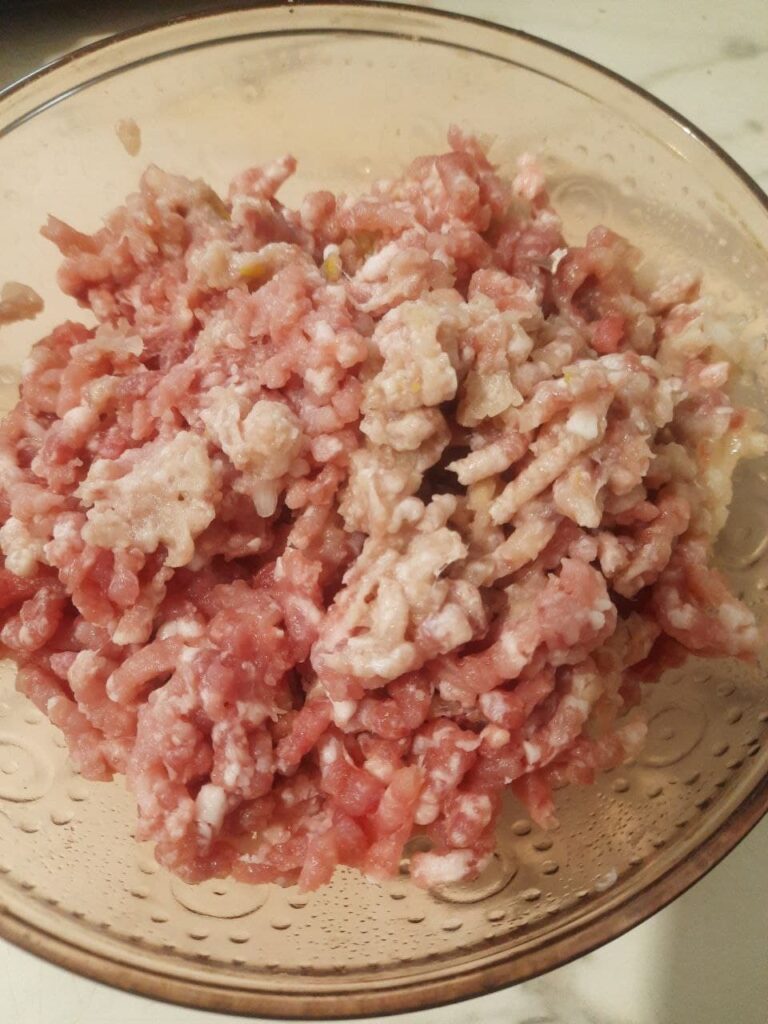 Minced meat for dumplings and chebureks